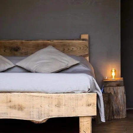 Glamping In Toscana, Luxury Tents In Agriturismo Biologico *