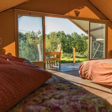 Glamping In Toscana, Luxury Tents In Agriturismo Biologico Luxury tent *